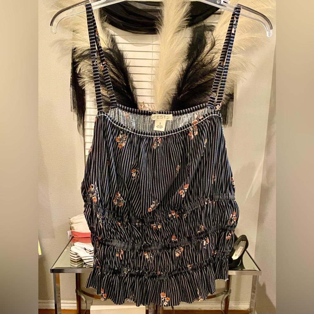 Torrid Festi Black Floral Smocked Crop Cami - Size 3X - NWT! - Picture 7 of 11